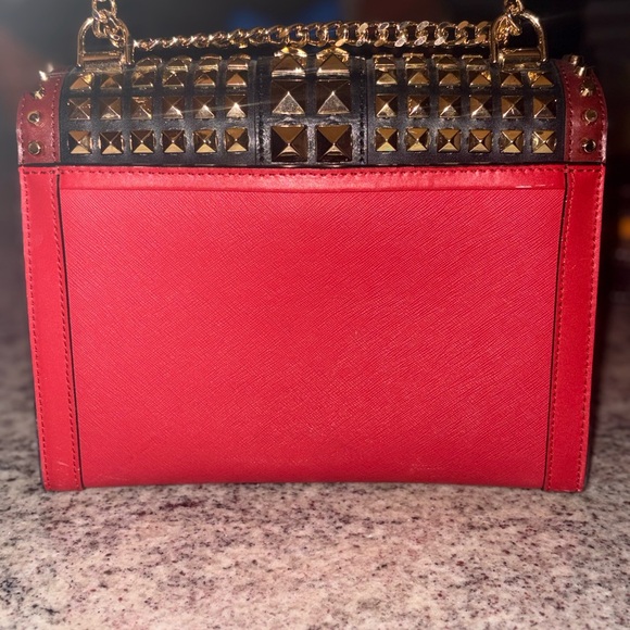 Michael Kors Whitney Bag, Studded on Red and Black leather, Chain Shoulder Bag - Picture 5 of 13